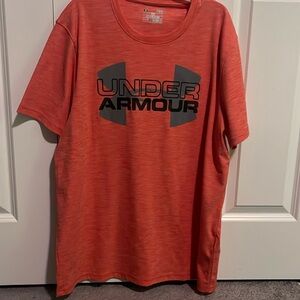 Under armour men’s top